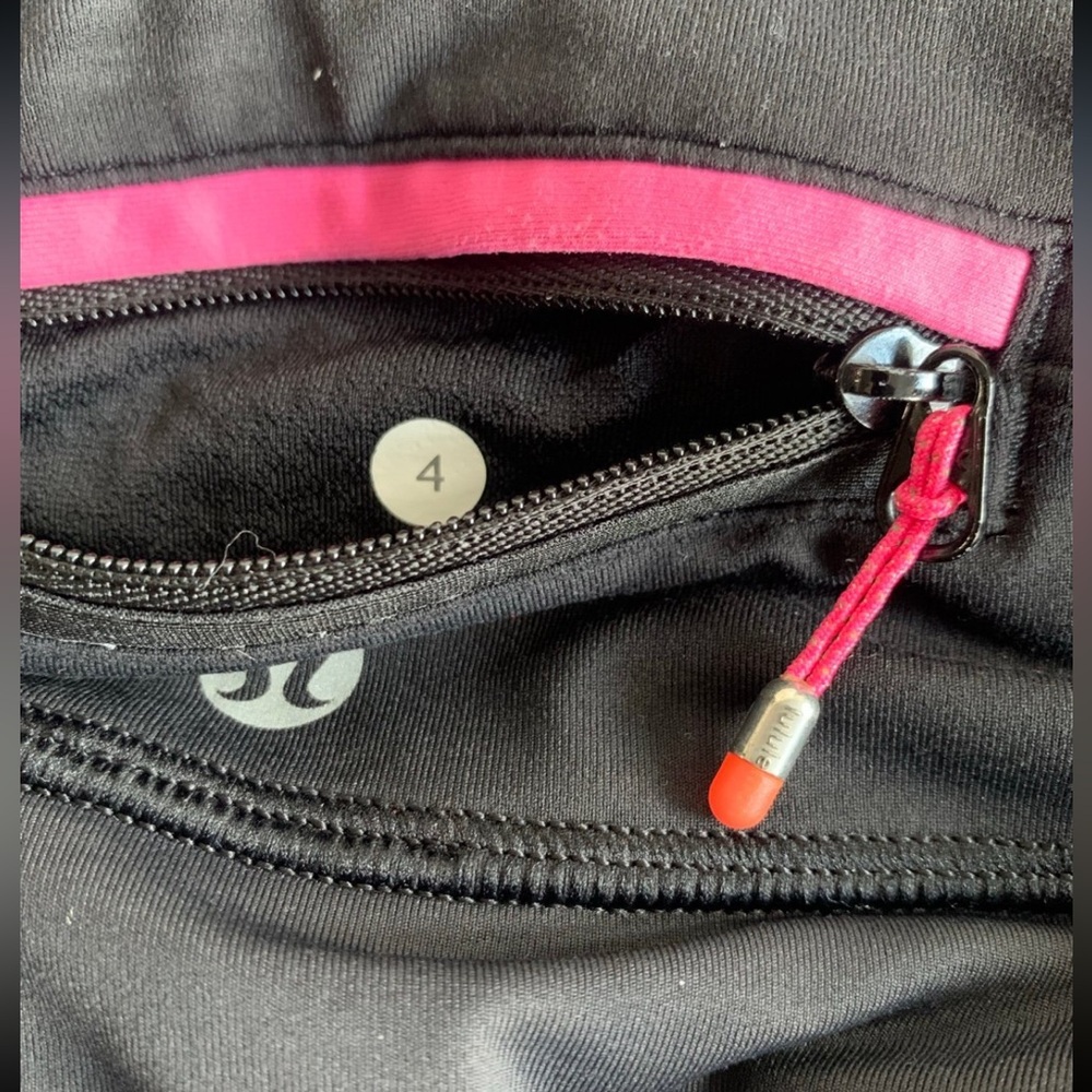 Lululemon Run Pace Leggings - Picture 8 of 8